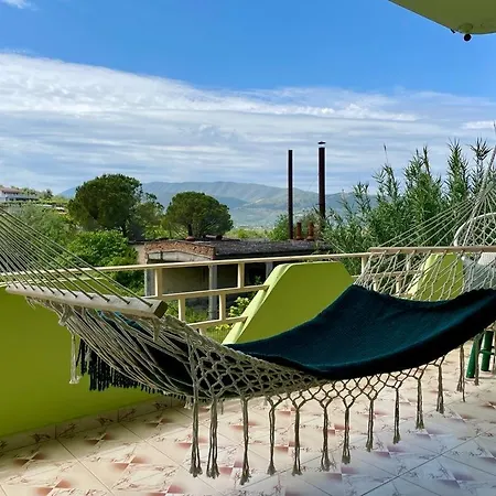 Cortina House Berat Apartamento